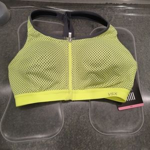 VS knockout sports bra in 32C